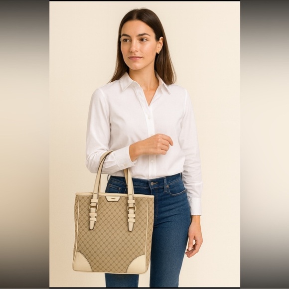 Celine Tote bag-Host Pick🎉🥳 - Picture 13 of 15